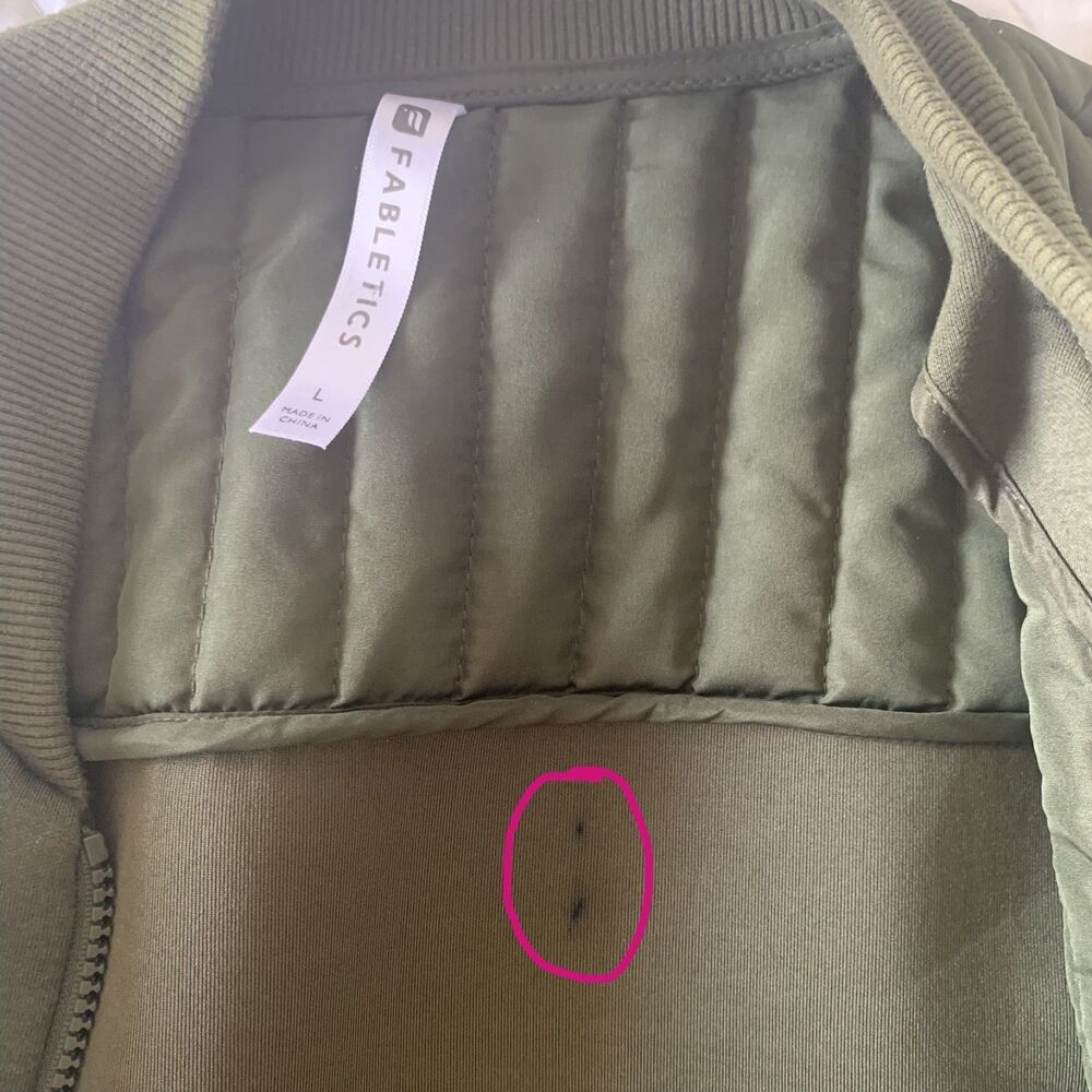 Fabletics Womens Pisa Puffer Jacket Olive Green Athleisure Sz Large Tech - Picture 12 of 13